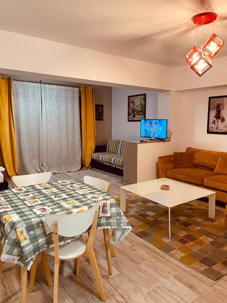 Rohan Studio One Aparthotel Năvodari Buitenkant foto