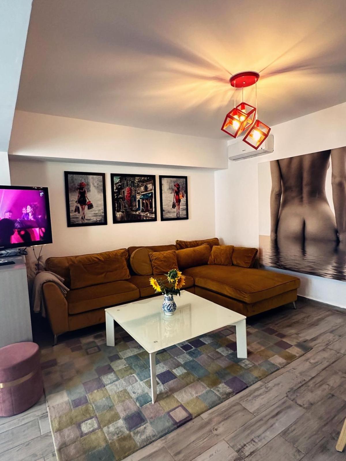 Rohan Studio One Aparthotel Năvodari Buitenkant foto