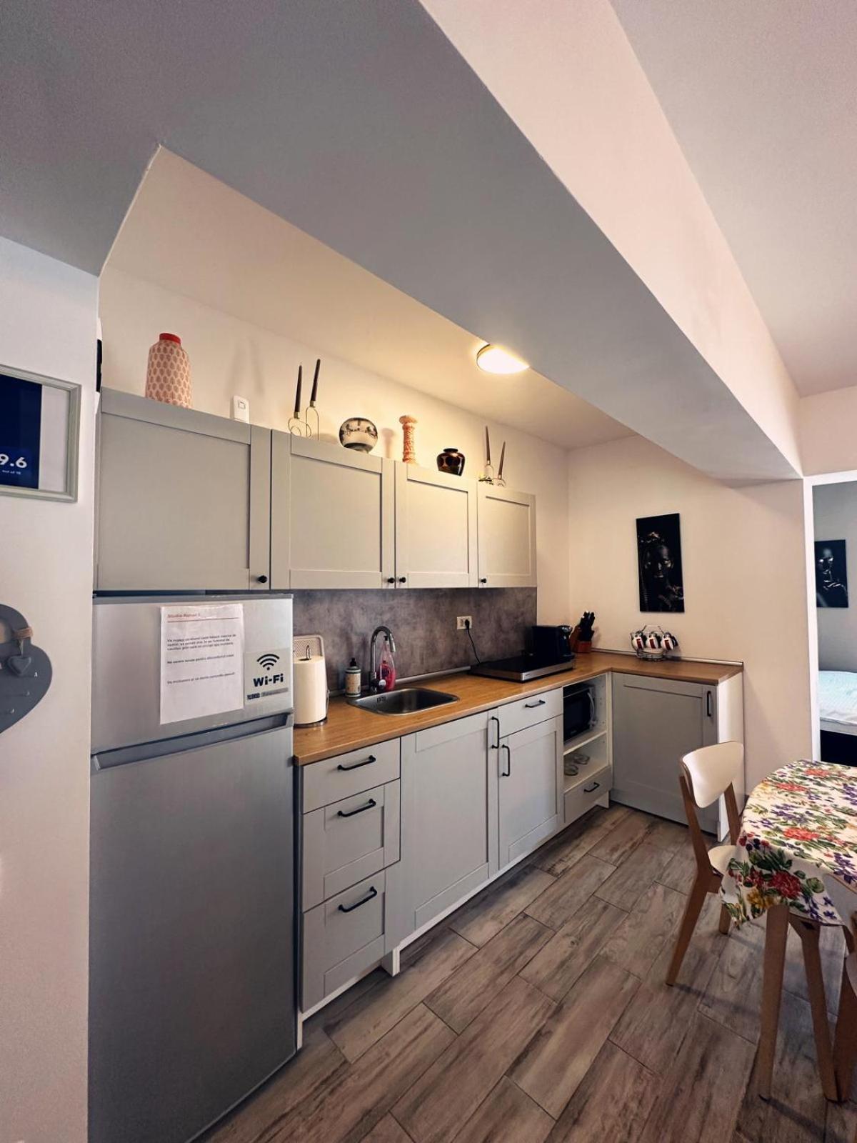 Rohan Studio One Aparthotel Năvodari Buitenkant foto